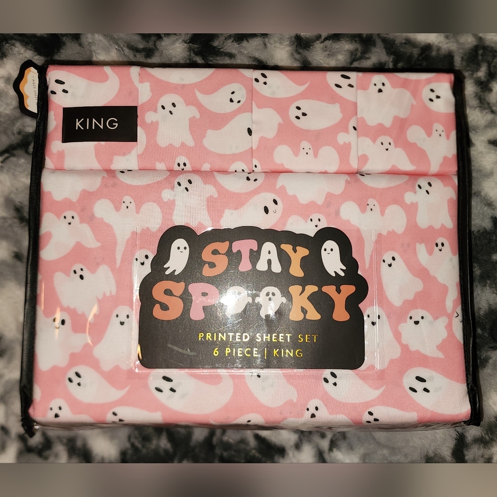Stay Spooky King Sheet Set